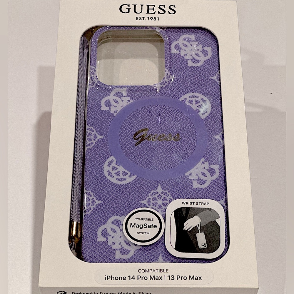 Guess - iPhone 14 Pro Max / 13 Pro Max Case with MagSafe System